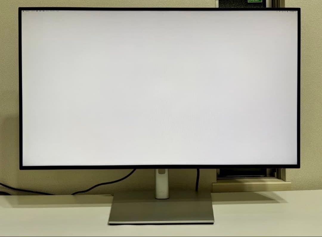 Dell U3223QE 32インチ 4K IPS Black 元箱付 美品