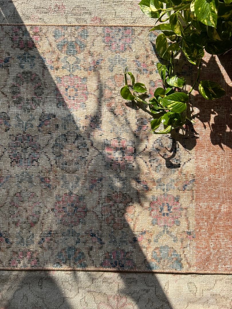 レア柄　flower ヴィンテージ トルコラグ　トルコラグ　69×192m