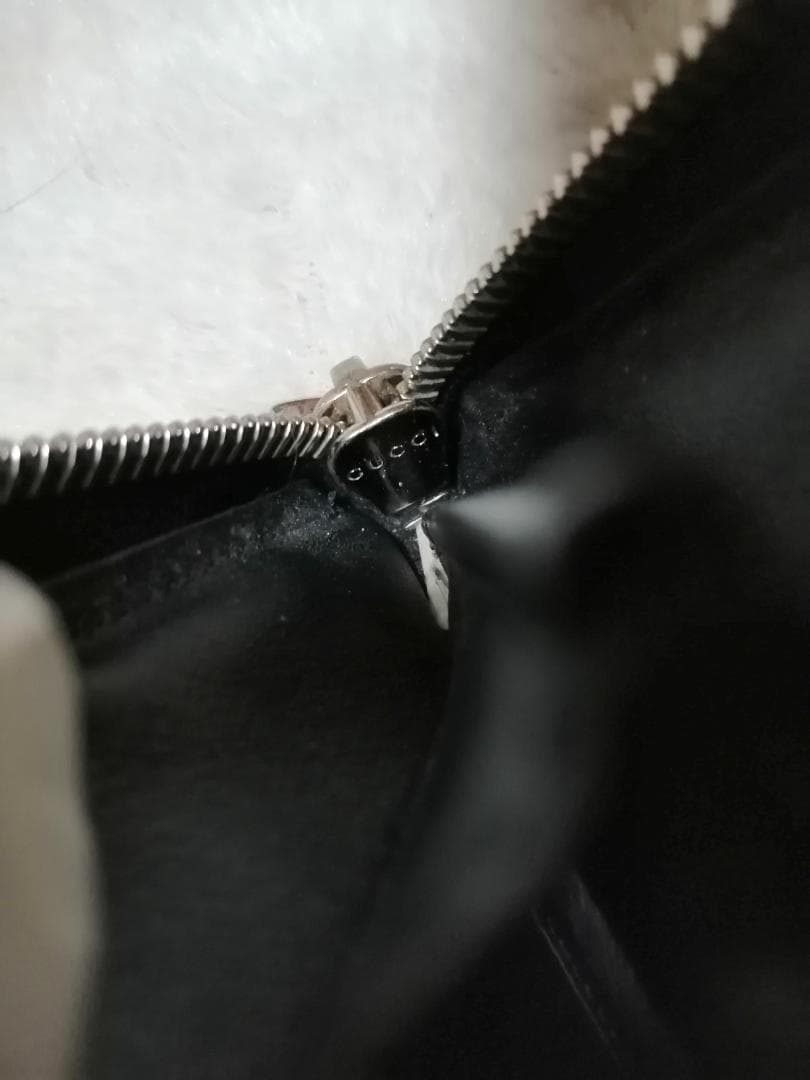 グッチ マイクロシマ GG柄 ラウンドジップ 長財布 型押し レザー ブラック