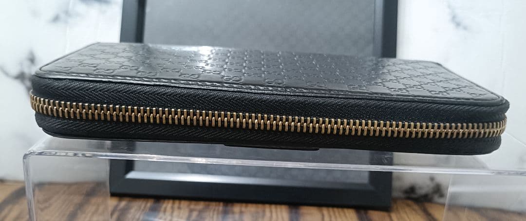 GUCCI グッチ ラウンドファスナー マイクロ シマ 長財布 ブラック GG柄