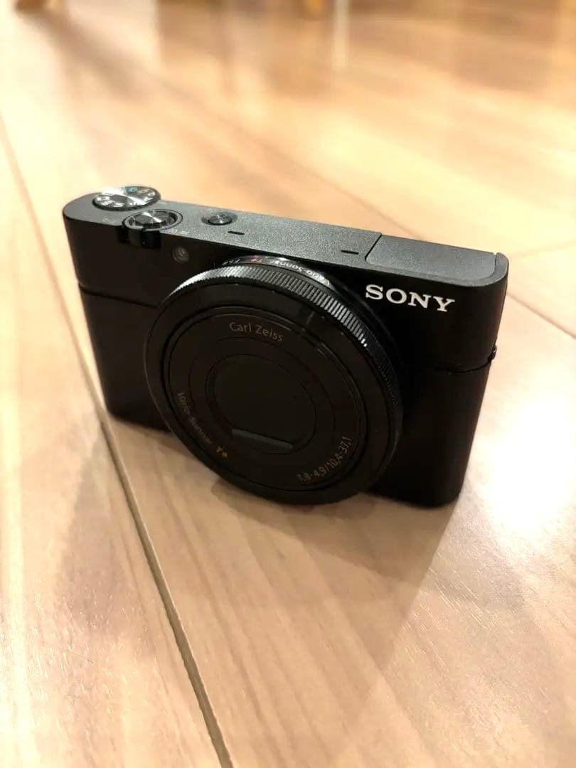 即日発送　SONY Cyber- shot DSC-RX100 日本製