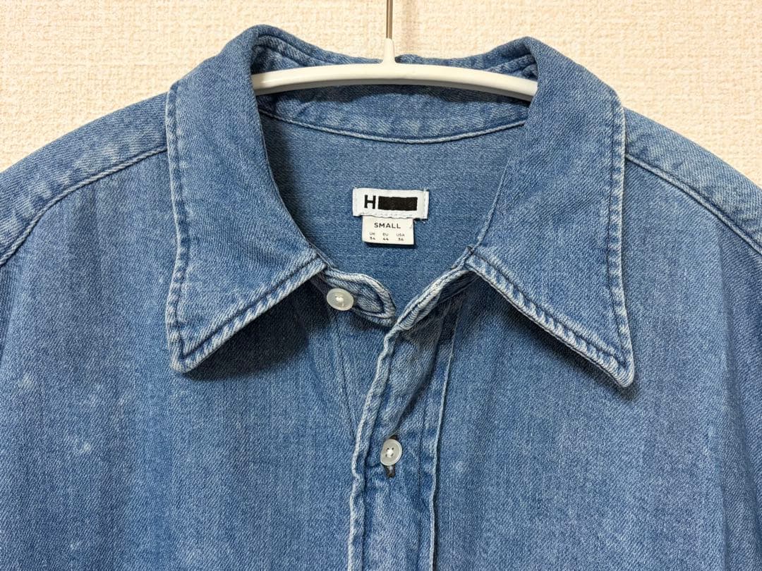 H BEAUTY＆YOUTH ダメージデニムシャツ