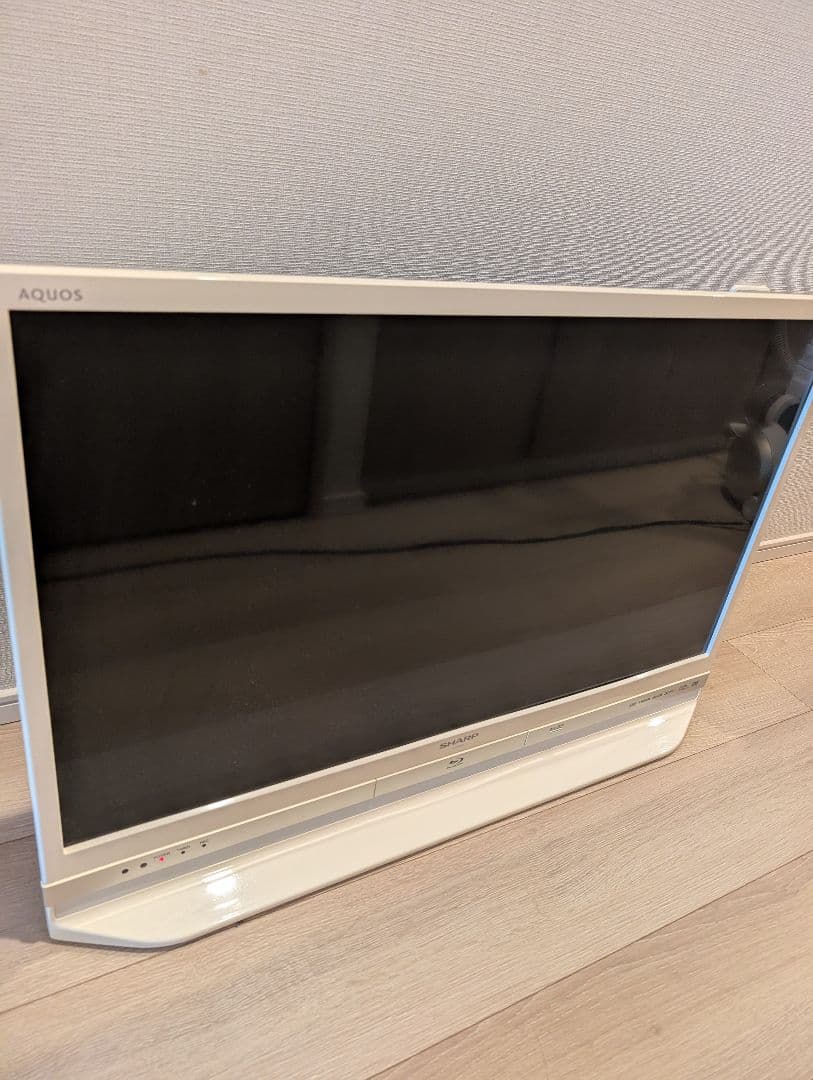 ★お値下げ★SHARP AQUOS ホワイト液晶テレビ　32インチ