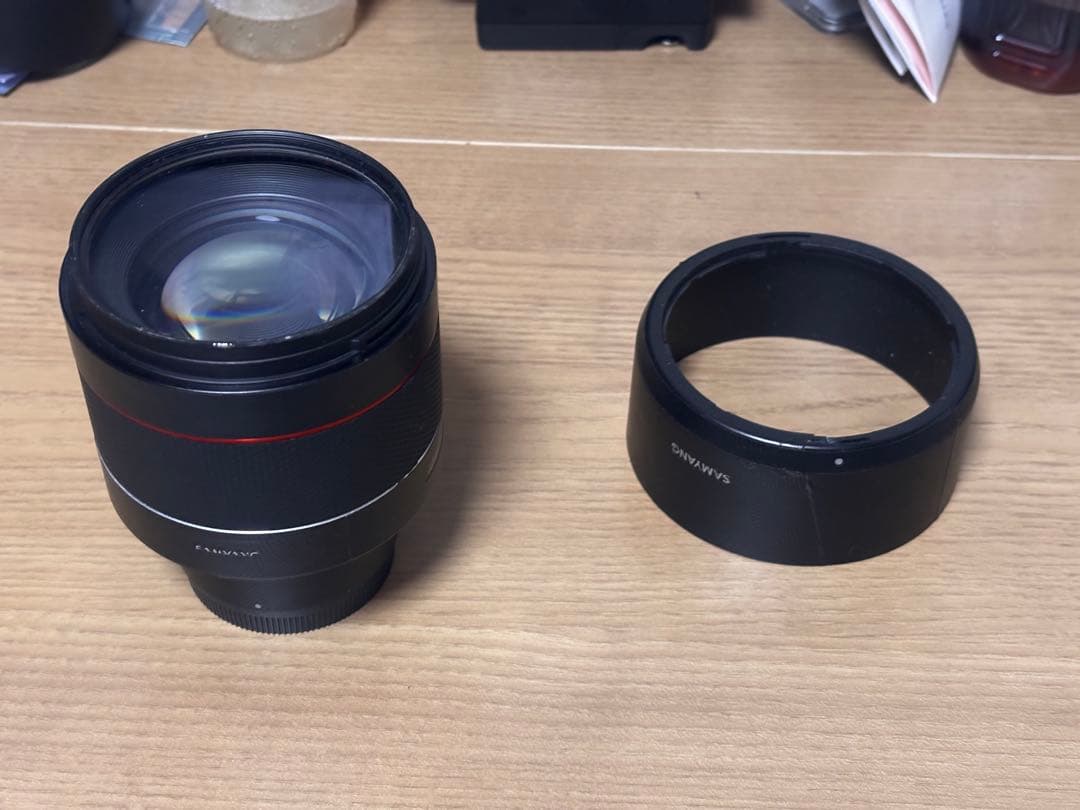 サムヤンAF 85/1.4 FE レンズ
