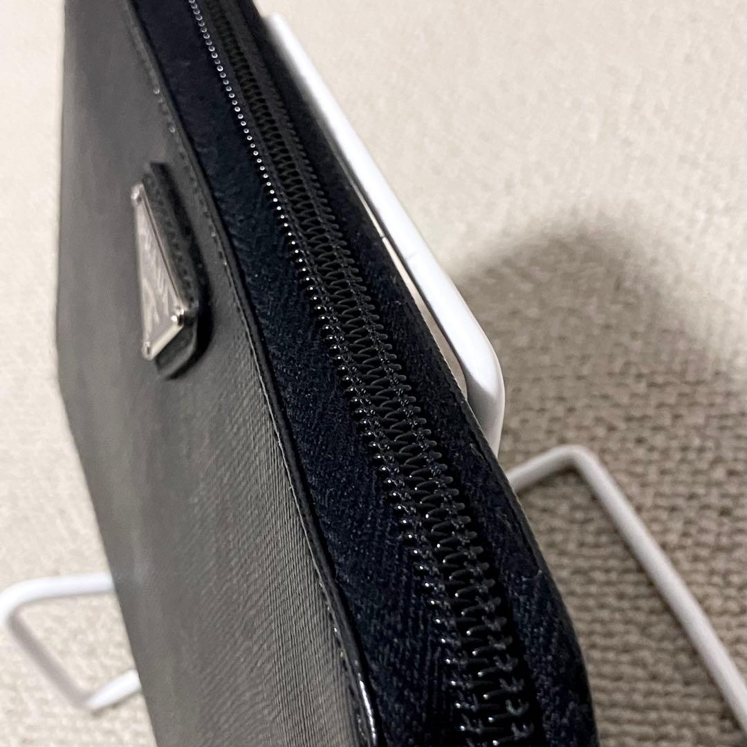 専用！プラダ［長財布］ラウンドジップ　サフイアーノ　ブラック　トライアングル