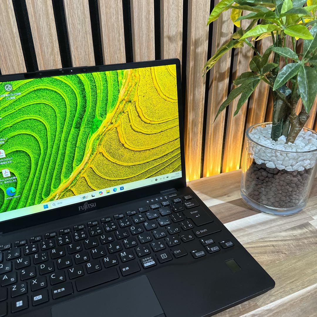 準美品LTEモデル‼️LIFEBOOK☘️第12世代☘FHD☘️最新ノートパソコン