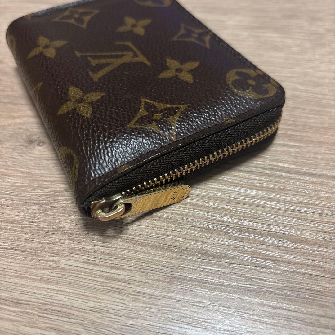 LOUISVUITTON ジッピー・ パース