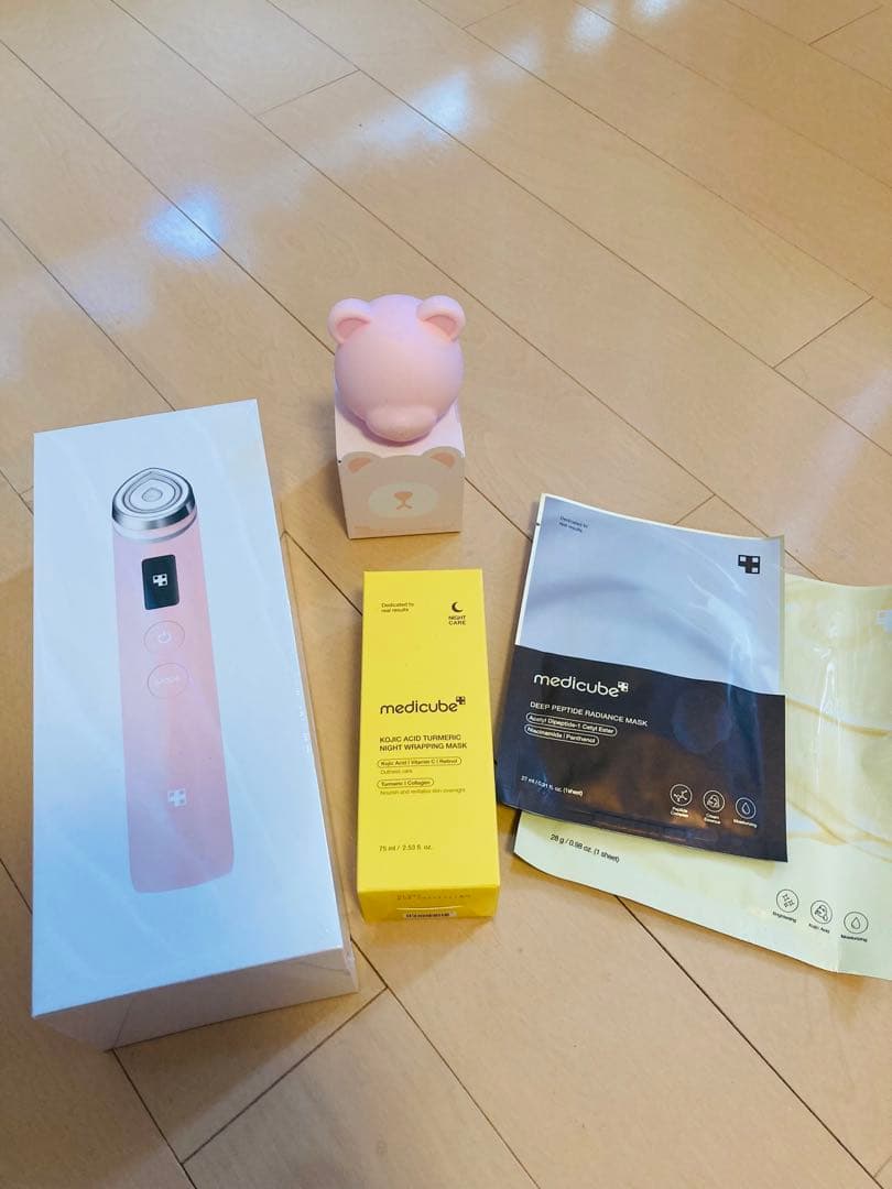 【新品】メディキューブAGE-BOOSTER PRO ＋キャップ＋パック＋マスク