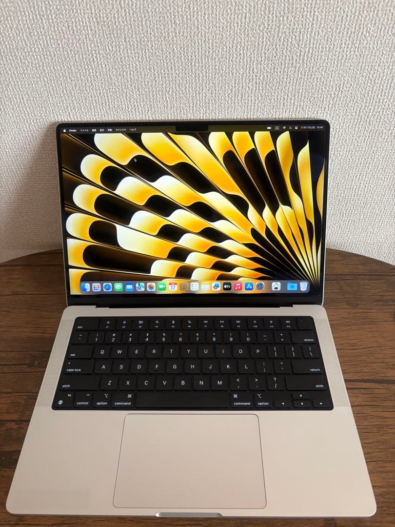 MacBookPro M3 メモリ16GB/SSD512GB 14インチ