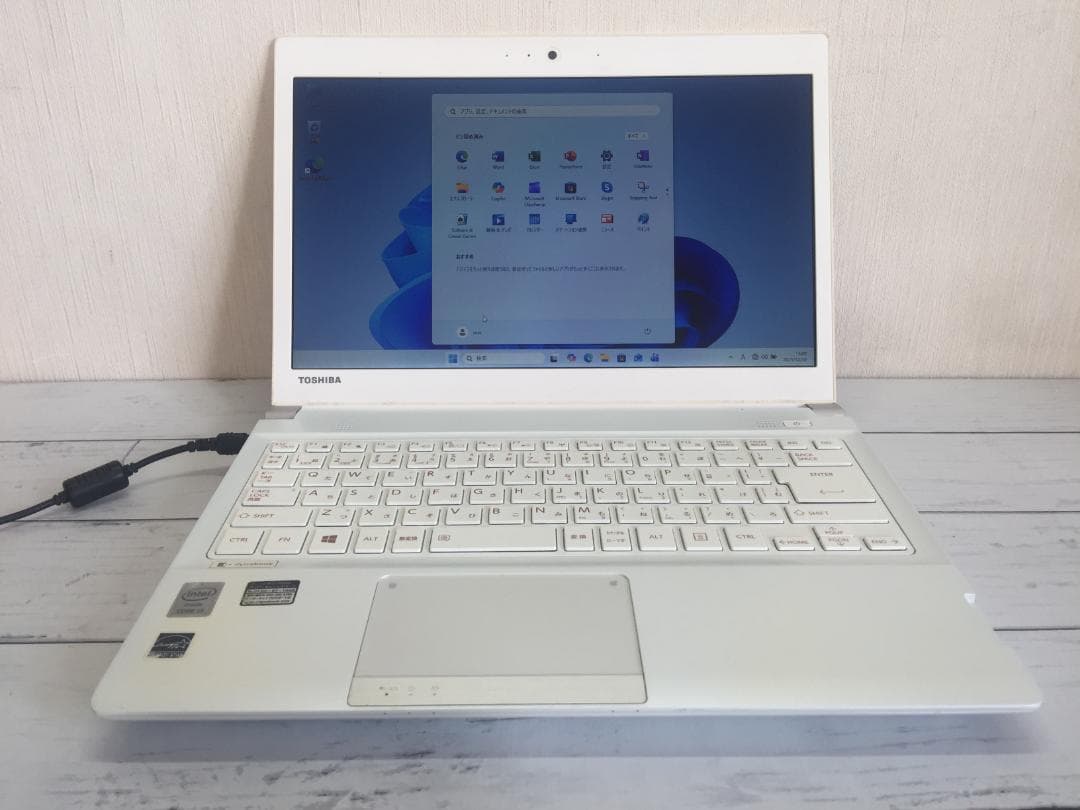 東芝 dynabook R734/E36 13.3型/Offrice/win11