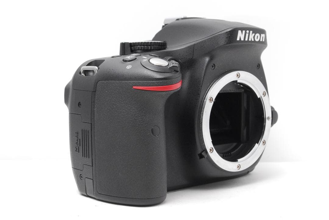 ◆新品級ショット数◆Nikon D5200　スマホ転送　お得なダブルレンズセット