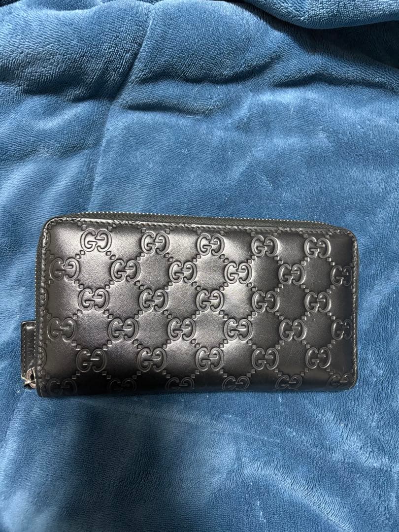 Gucci ブラックレザー 長財布 GGロゴ