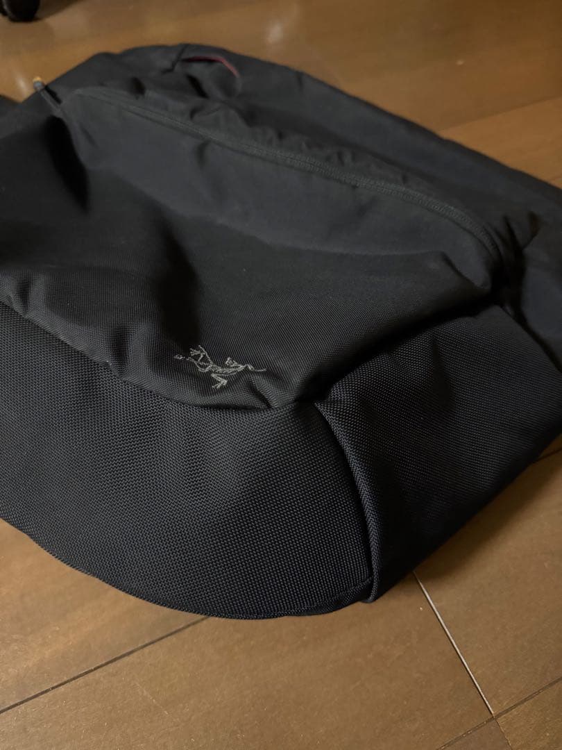 【希少】ARC’TERYX アークテリクス メッセンジャーバッグ ミストラルBK