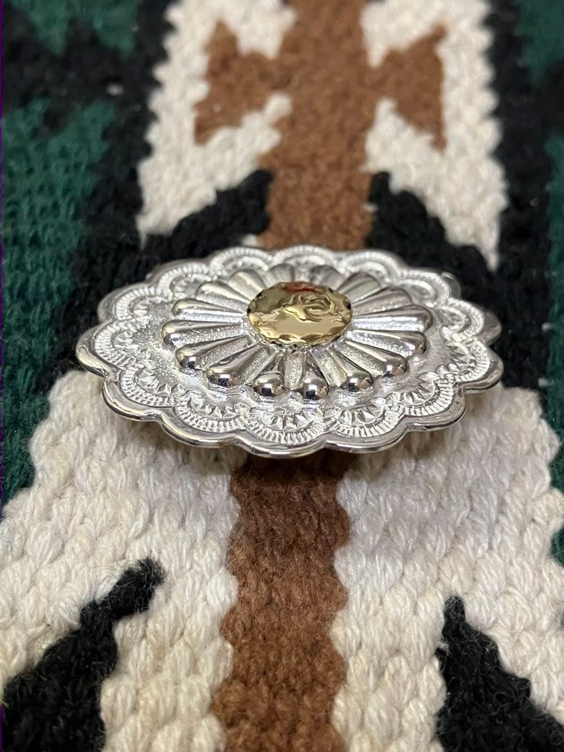 goro's ゴローズ　k18イーグルメタル付きフラワーコンチョ　フラワー