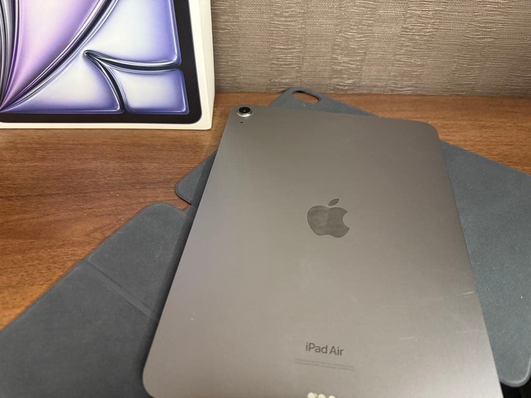 Apple iPad Air M2 スペースグレー