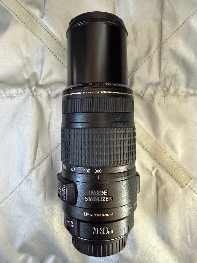 美品　キヤノンEF70-300mmf/4-5.6 IS USM 専用フード付き