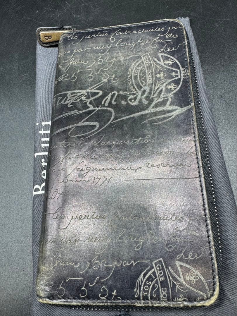 ベルルッティ　Berluti ブラックレザー長財布
