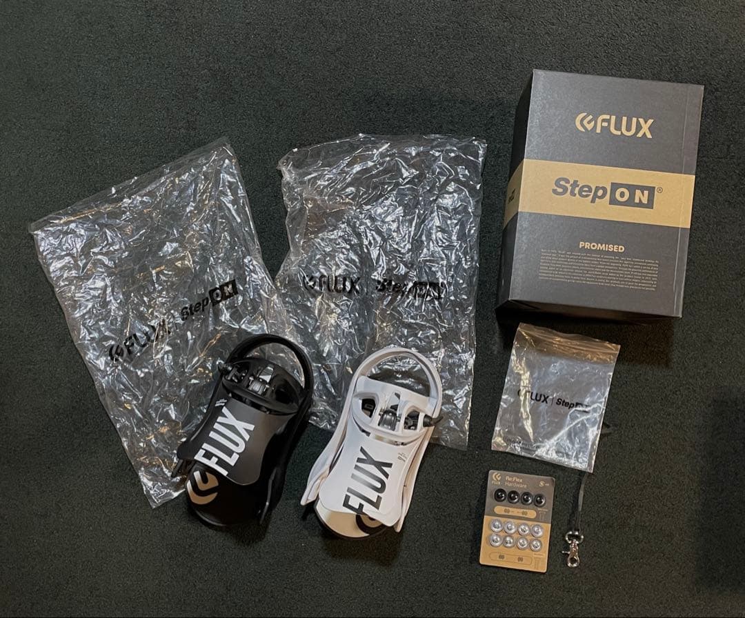 FLUX Step On MEN’S Mサイズ ステップオンビンディング　黒&白