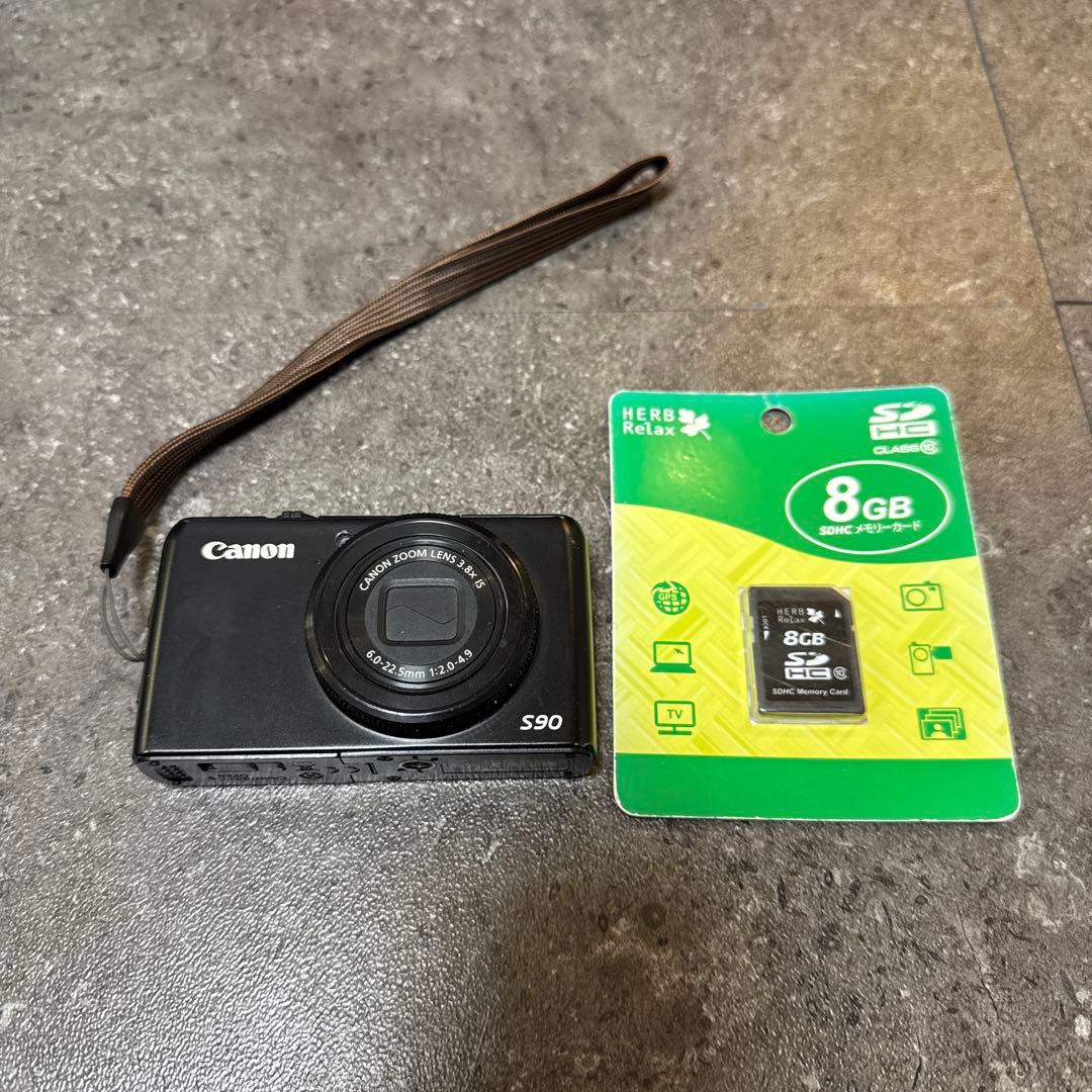 高機能カメラ　Canon PowerShot S90