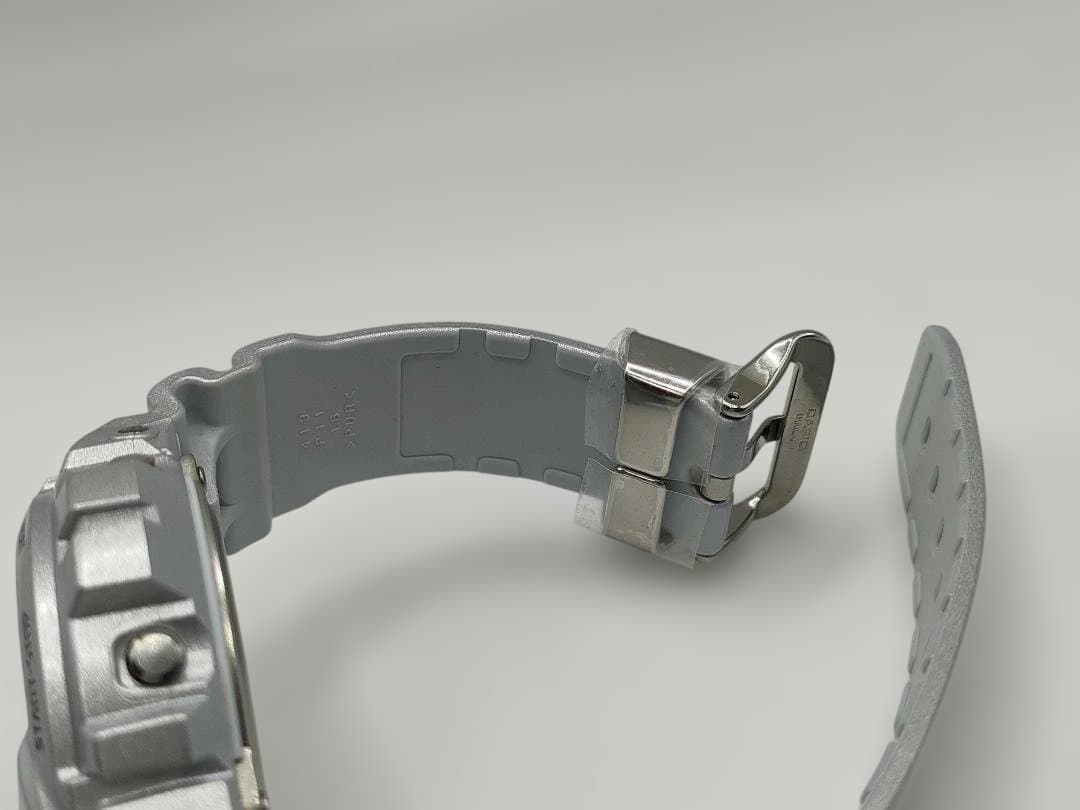 CASIO G-SHOCK DW-6930-BS 30周年記念