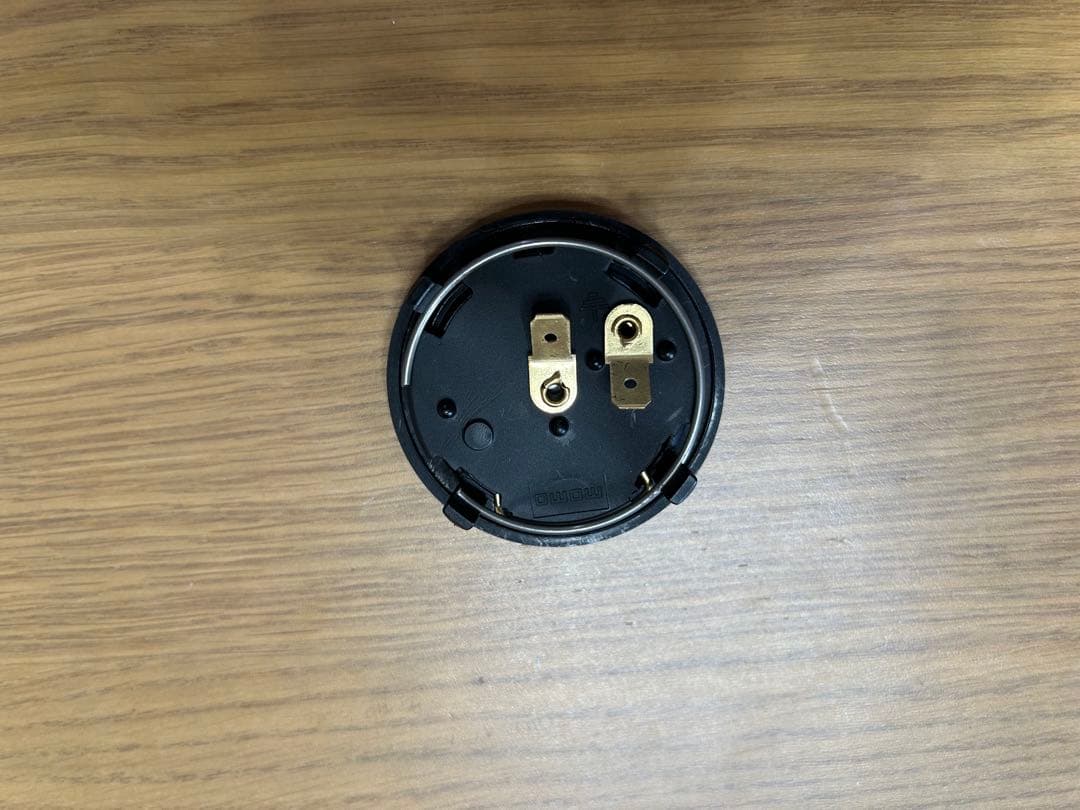 モモ　ステアリング