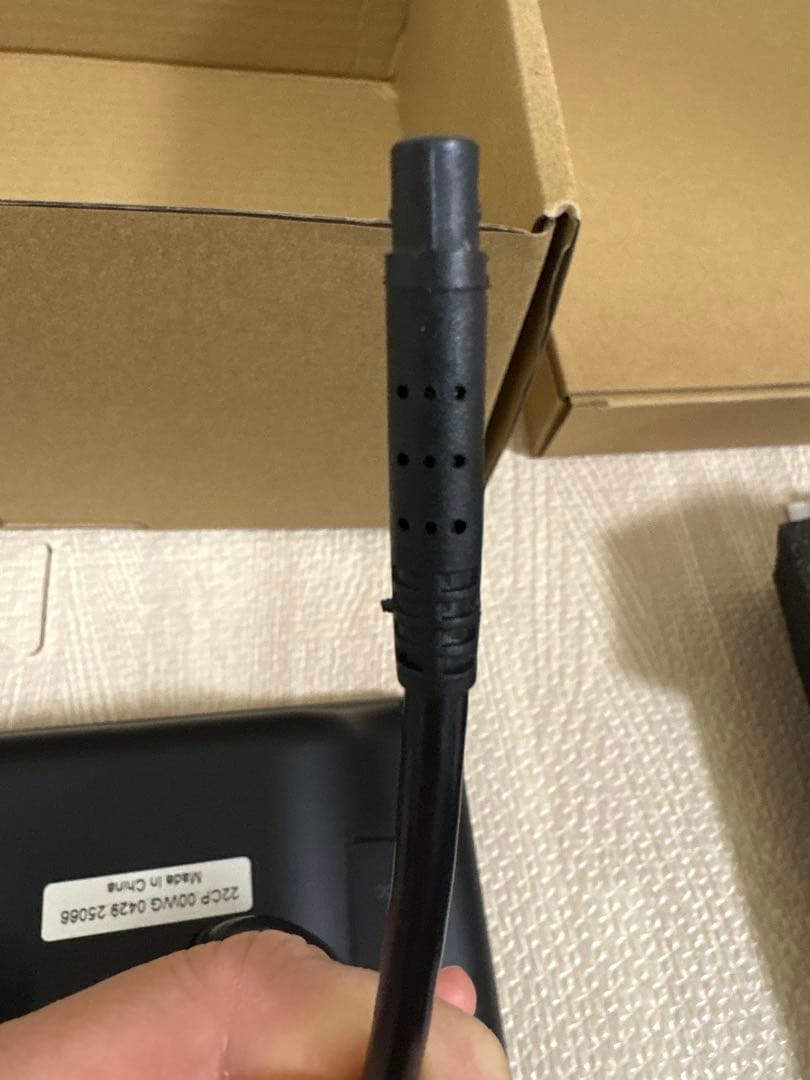 10.1インチ 後部座席用DVDプレーヤー　ヘッドレストモニター