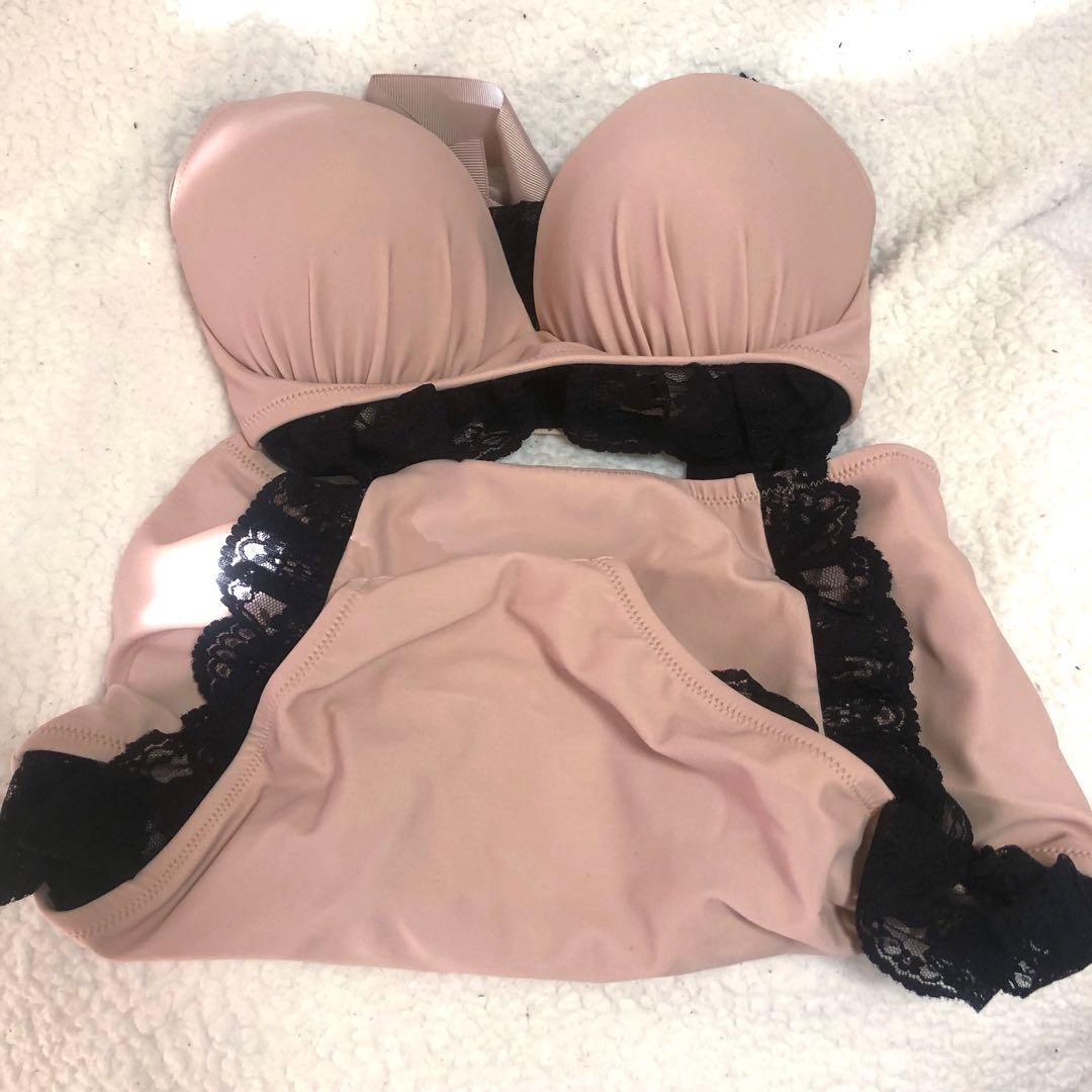 未使用品 スワンキス Swankiss 水着