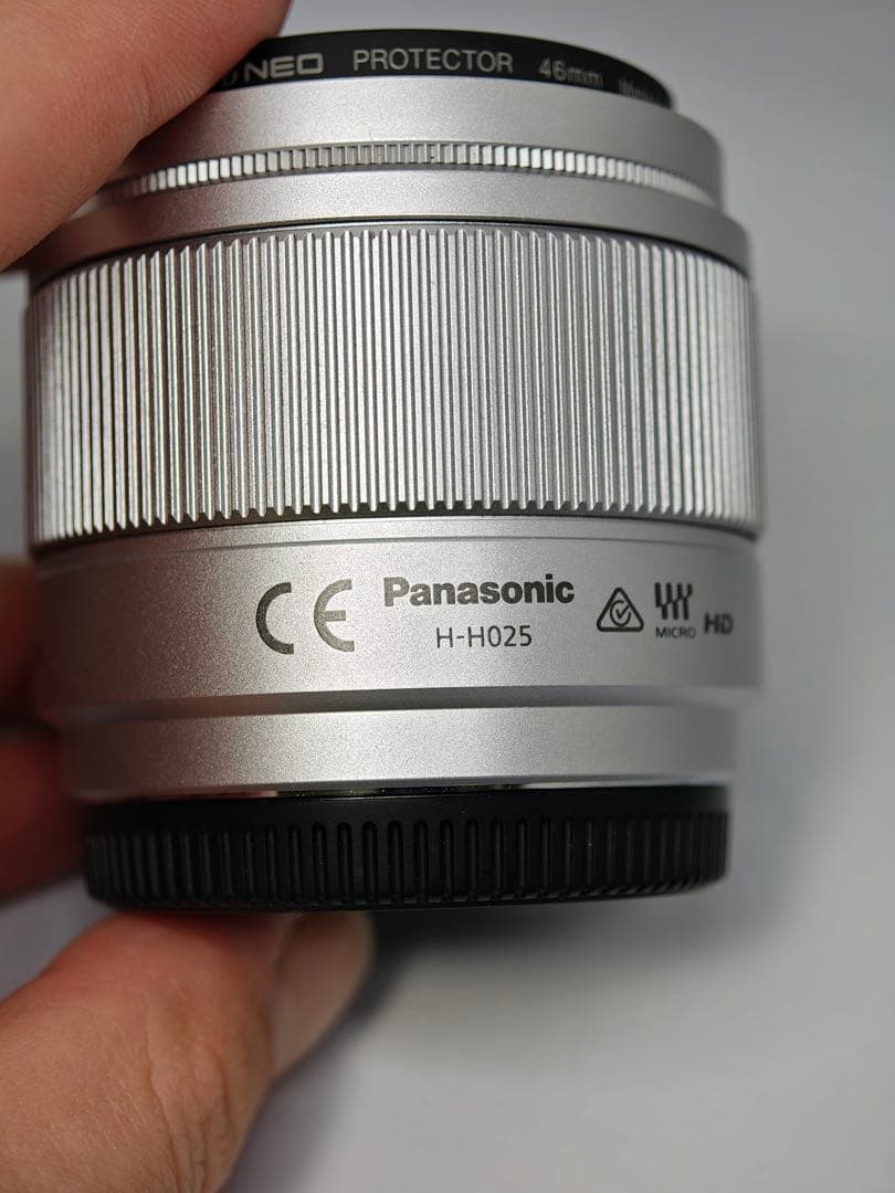 LUMIX GH4 レンズ2個付き 14-42mm f3.5 25mm f1.7