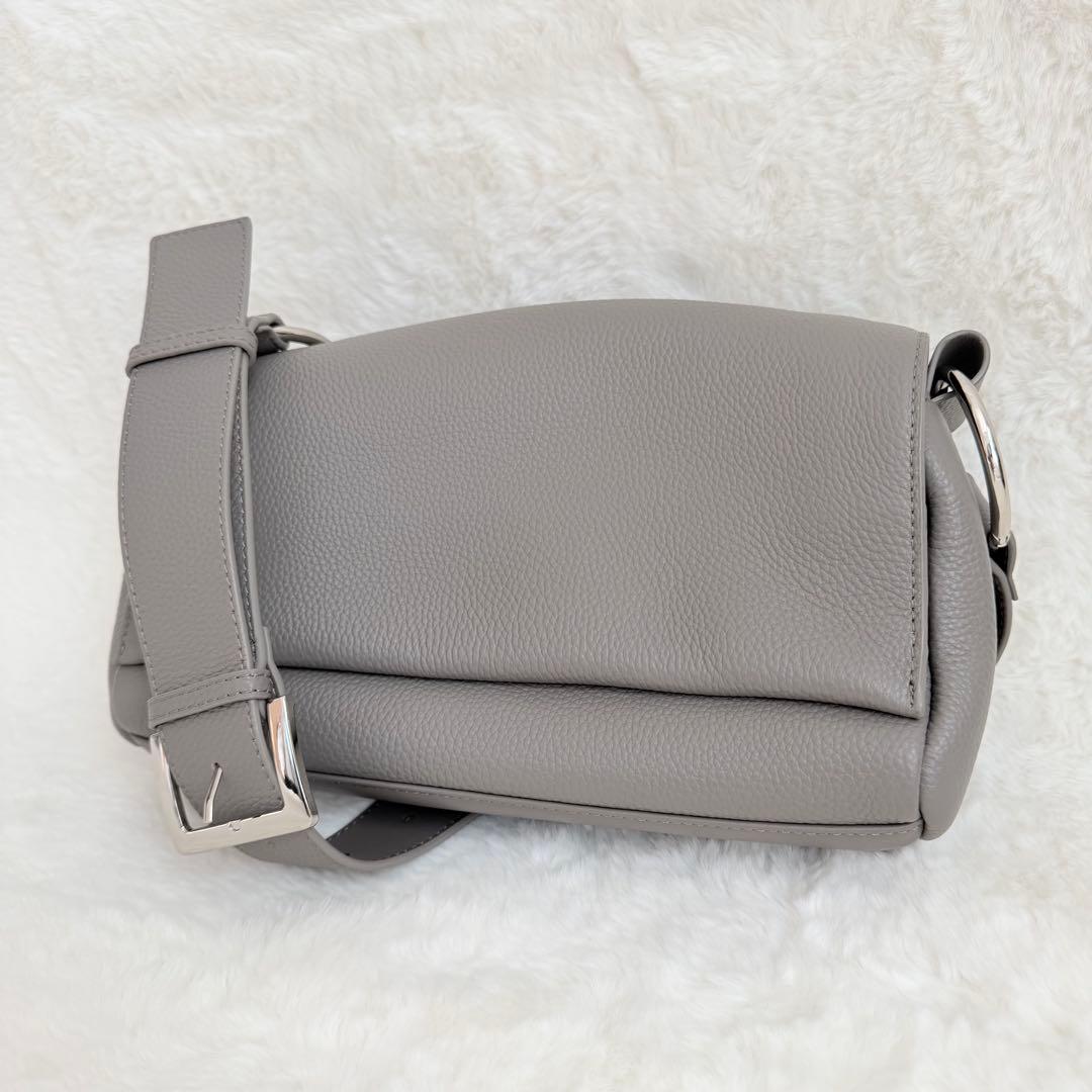 美品✨ビアズリー　レザーボディバッグ　トープ　ショルダーバッグ　2WAY 完売品