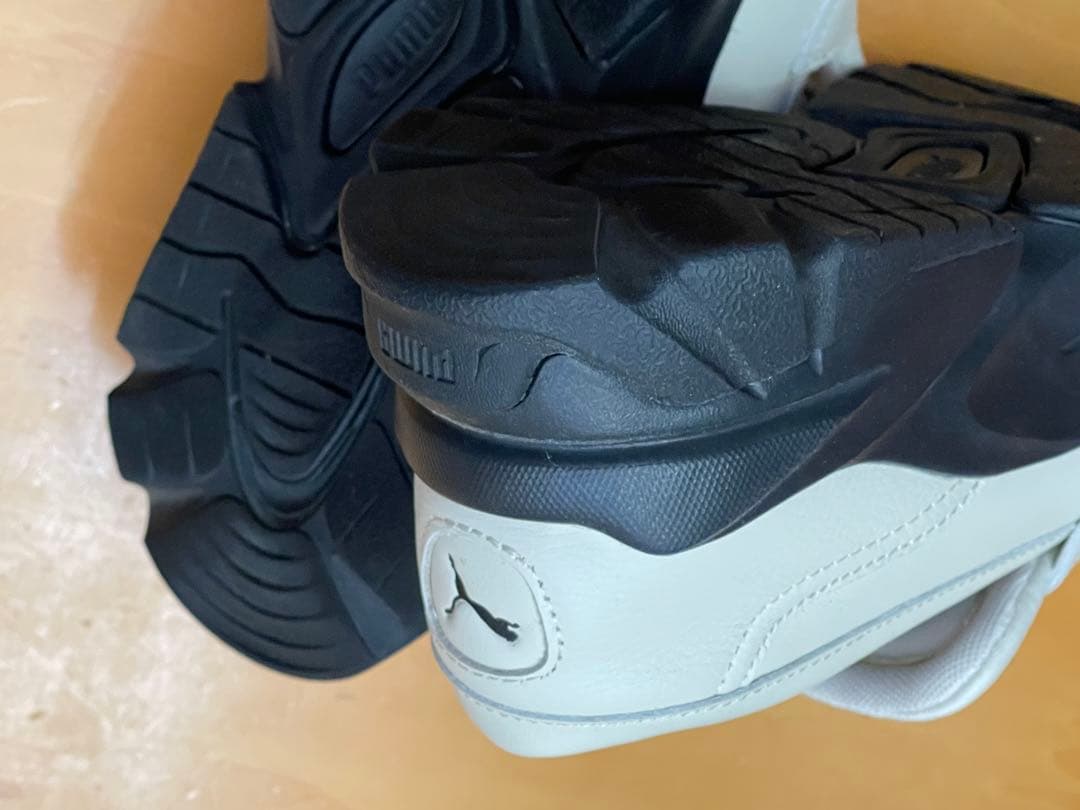 PUMA ホワイト ローファー ベルクロ23.5cm