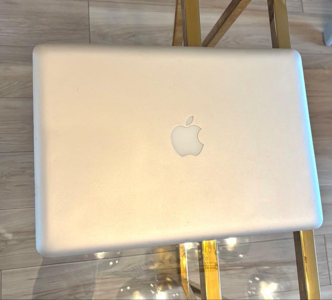 MacBook Pro 13インチ　アップル　ノートPC