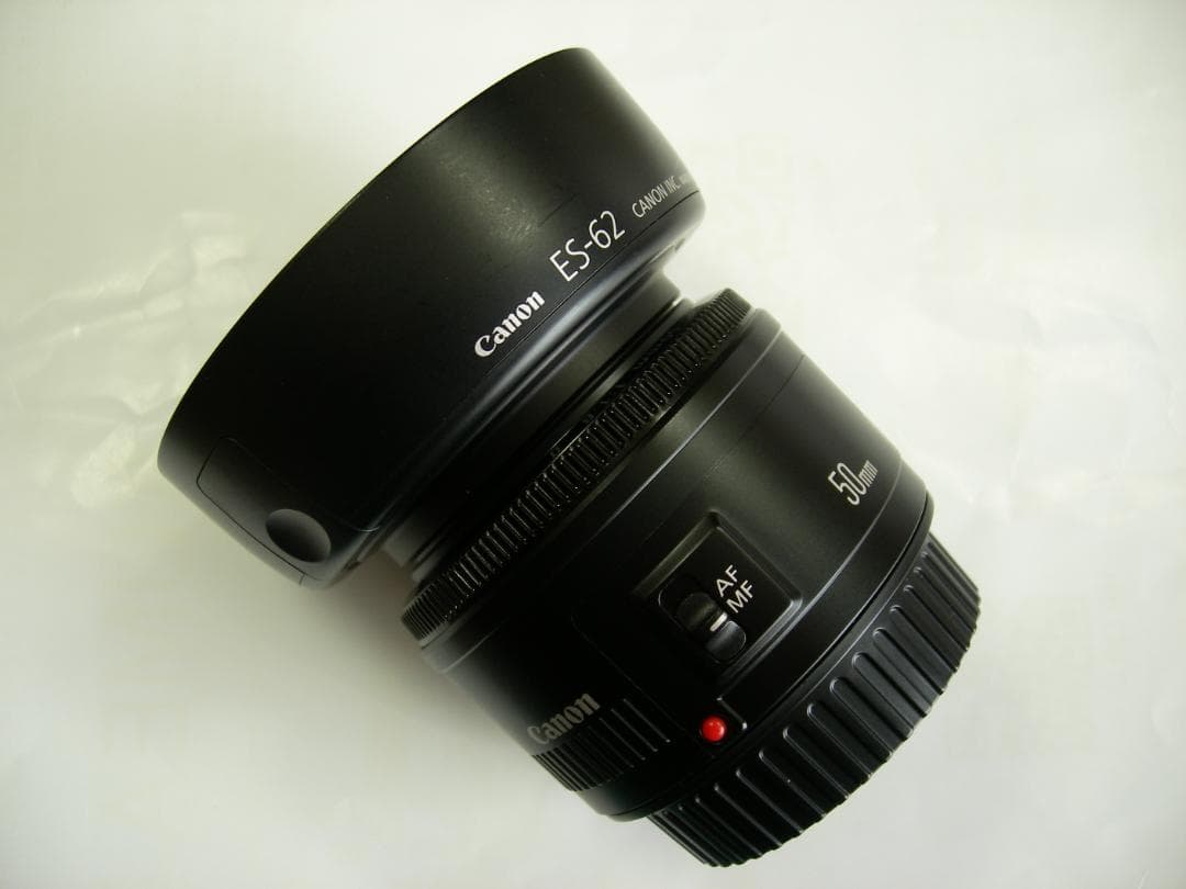 【送料込み，極美品】Canon単焦点レンズ，EF50mm f1.8Ⅱ