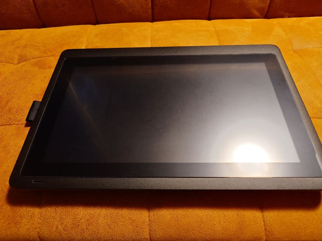 液タブ・ペンタブ wacom Cintiq 16