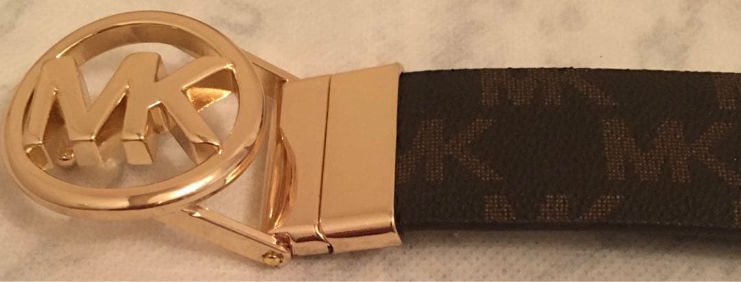 マイケルコースリバーシブルベルト2点　新品