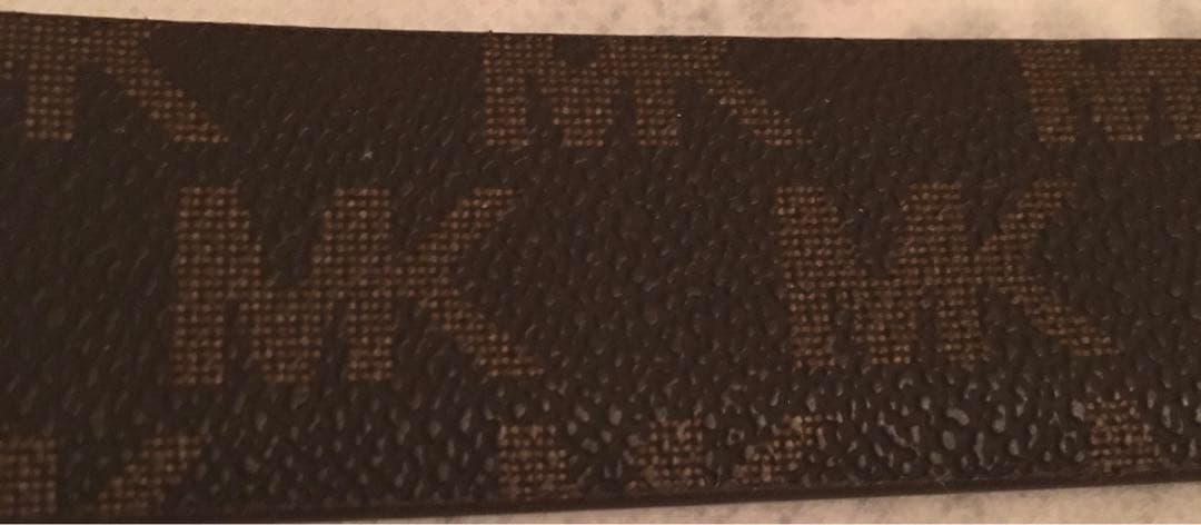 マイケルコースリバーシブルベルト2点　新品