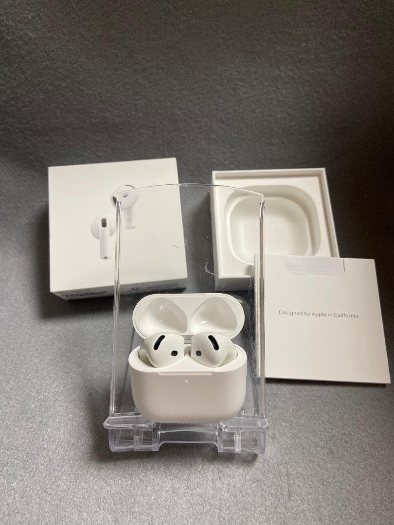 美品 AirPods 第4世代 ノイズキャンセリング搭載モデル MXP93J/A