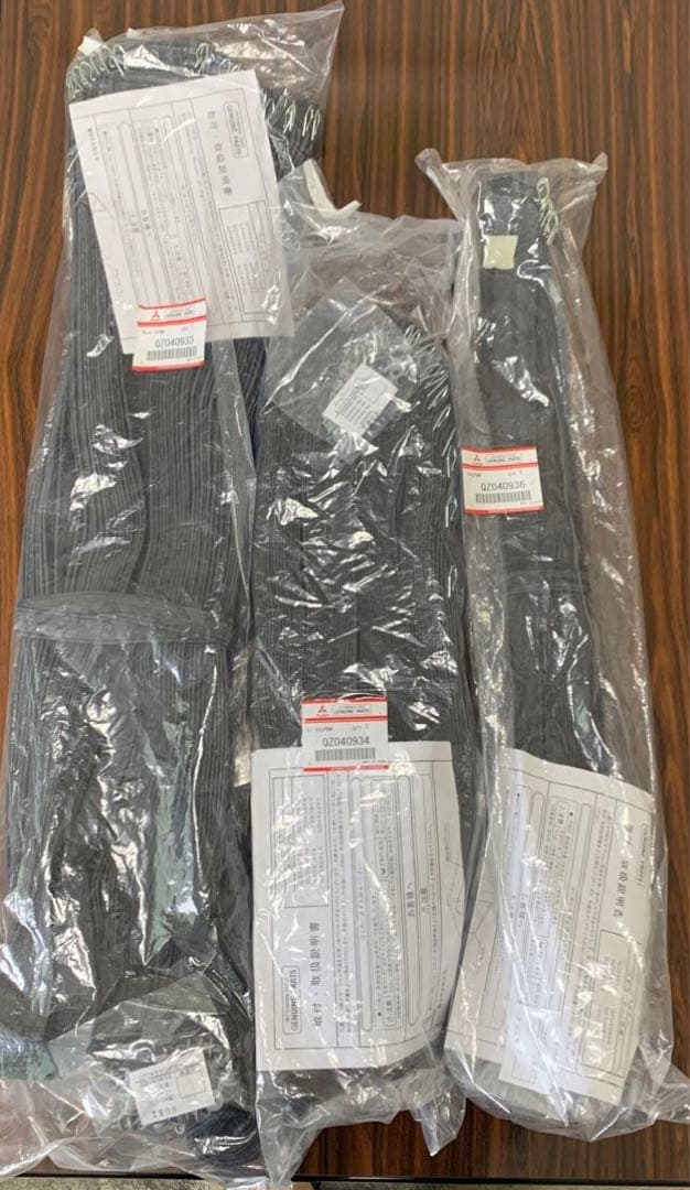 三菱ふそう　トラック純正ラウンドカーテン