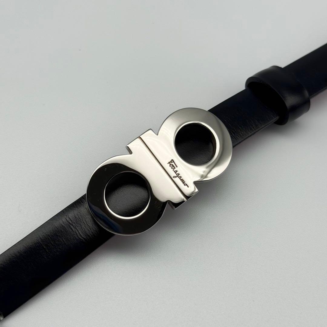 ✨美品✨フェラガモ ダブルガンチーニ シルバー金具 ベルト レディース レザー