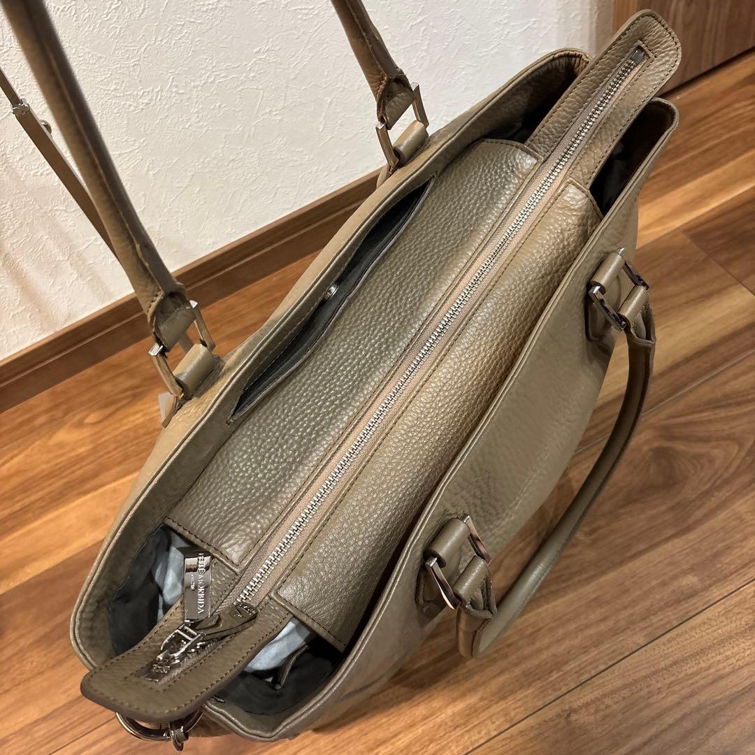 ペッレモルビダ メイデン ボヤージュ シュリンクレザートートバッグ レザー本革製