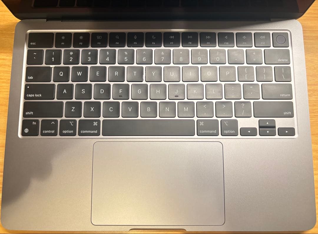 M3チップ搭載 13インチ MacBook Air スペースグレイ