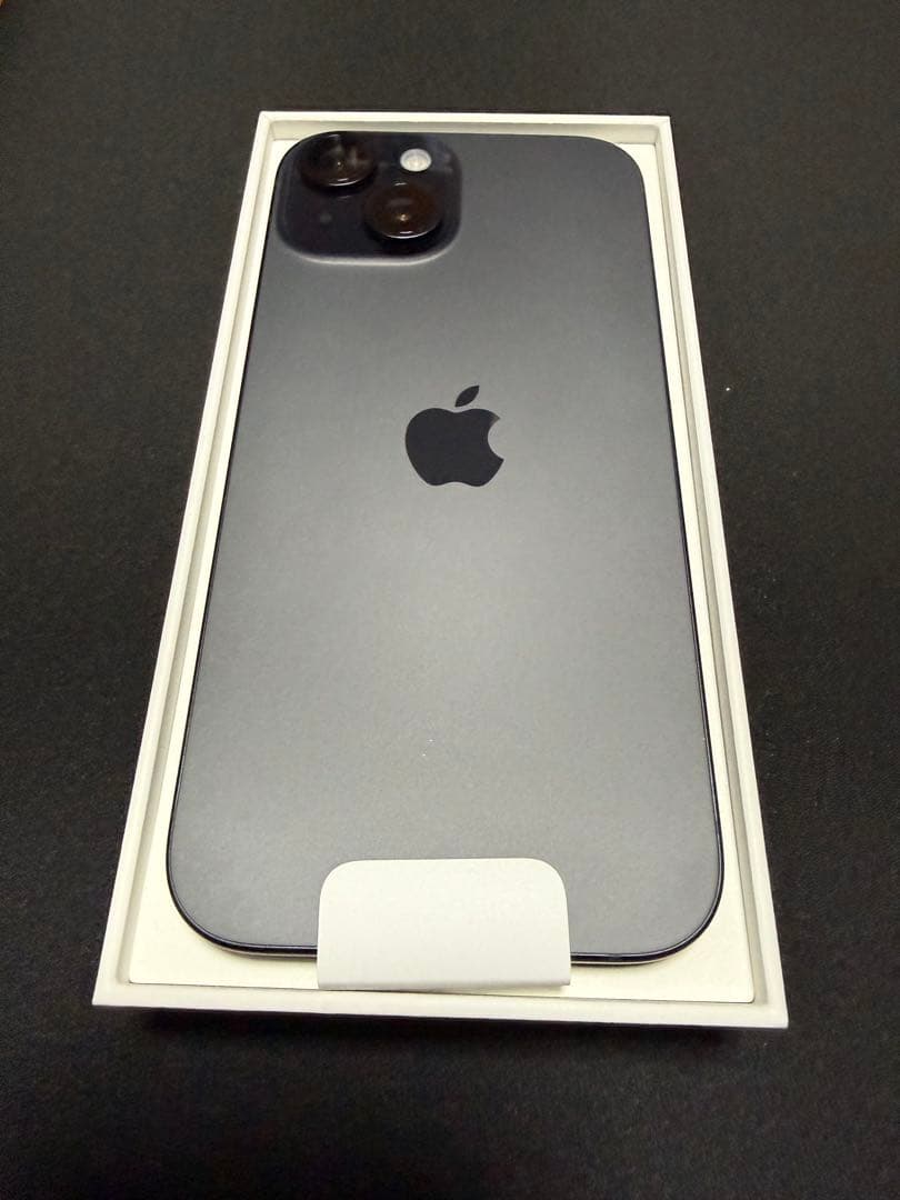 iPhone 15 スペースブラック 128GB 93% simフリー