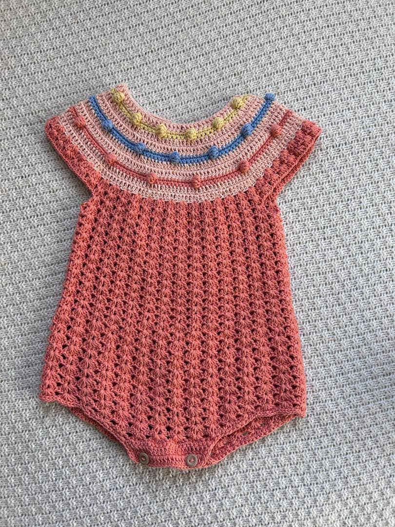 m*y様 【試着1回】kalinka かぎ針編みロンパース 2y