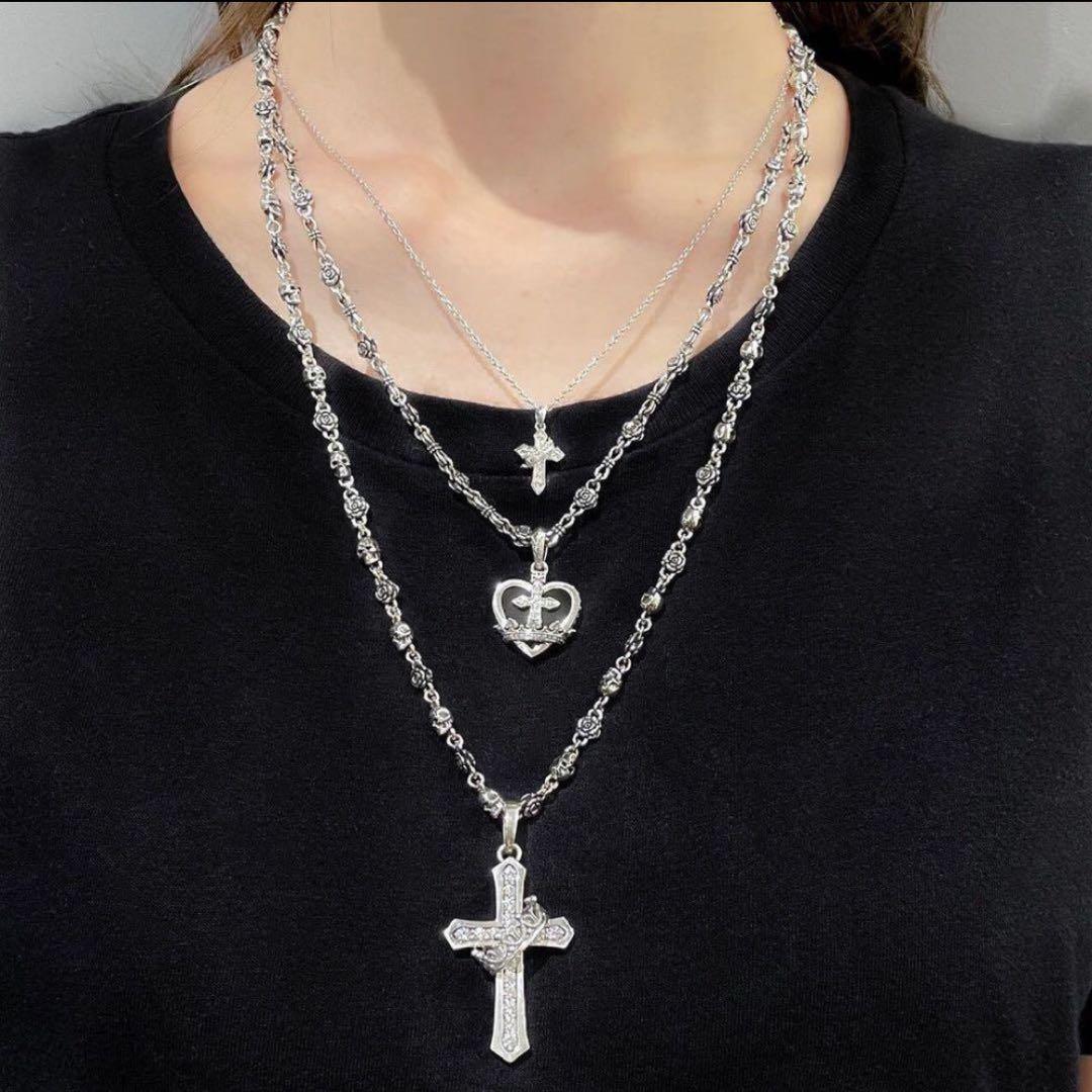 ジャスティンデイビス　CROSS WITH CROWN/STONE ペンダント