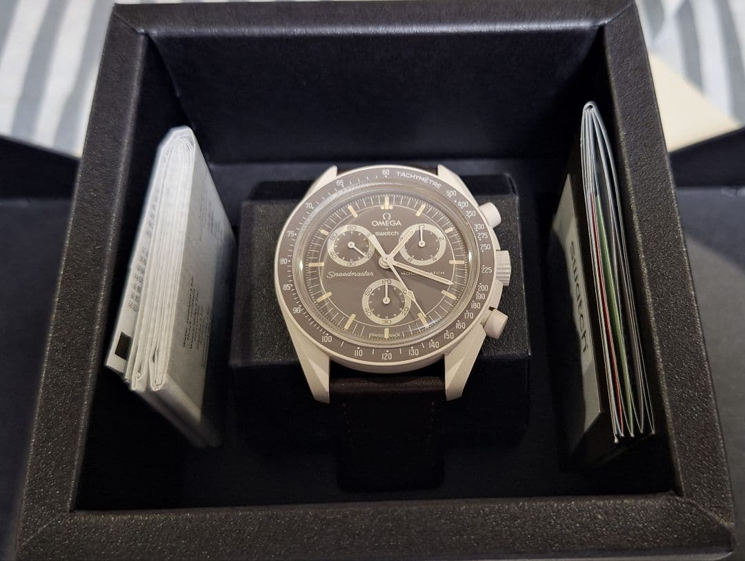 スウォッチ　オメガ　MISSION ON EARTH - DESERT