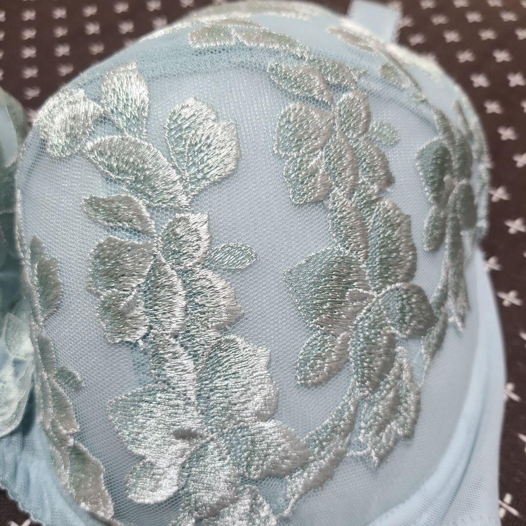 【更にお値下げしました】ワコール(スタディオファイブ )ブラショーツセットG85