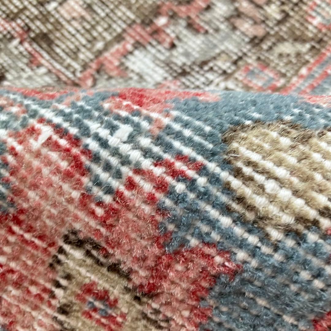 淡ピンクレッド✳︎50×110くすみブルーココの字フラワー　トルコヴィンテージラグ