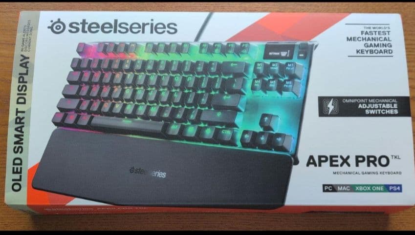 SteelSeries Apex Pro メカニカルキーボード