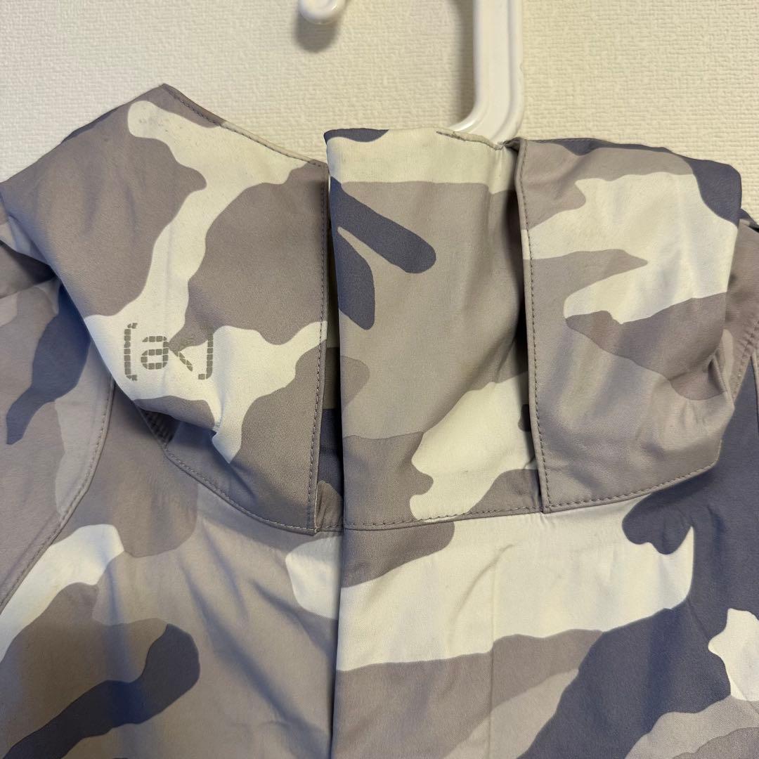 ★お値下げ★BURTONスノーボードウェア　カモフラージュ柄　上下セットLサイズ