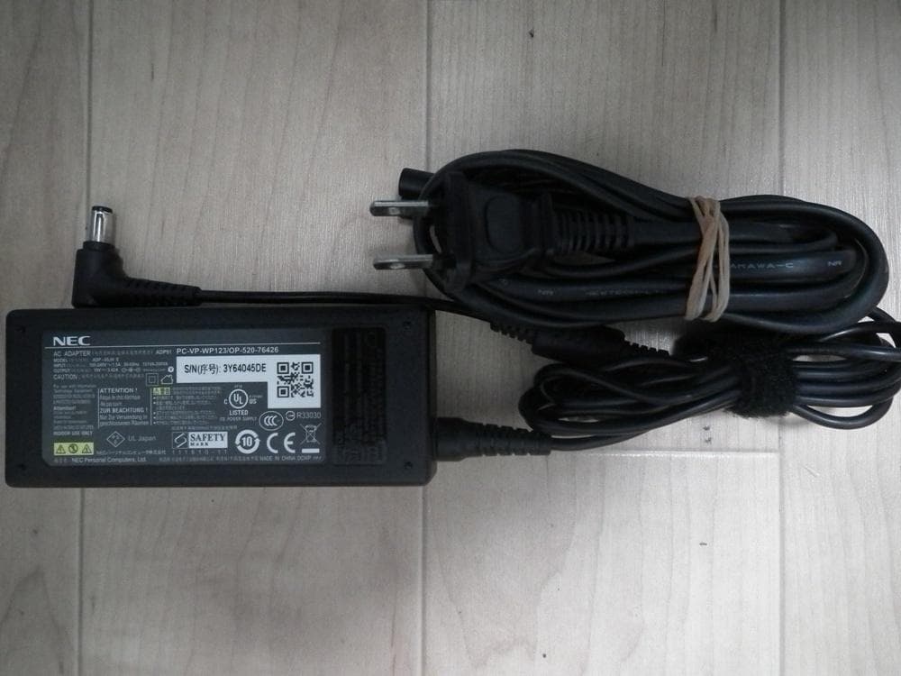 NEC ノートパソコン PC-LS150DS1KR/中古特価品