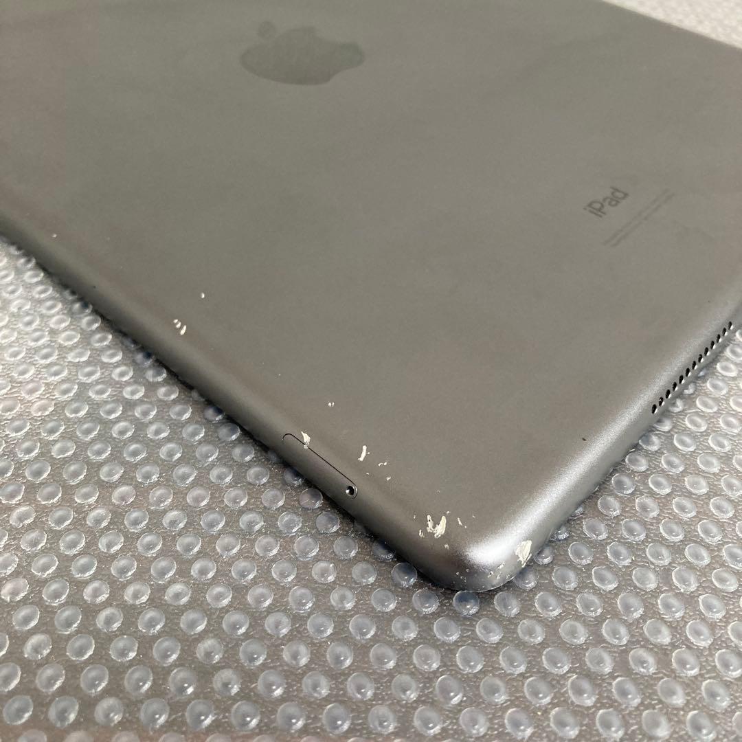 588【早い者勝ち】iPad8 第8世代 32GB SIMフリー☆